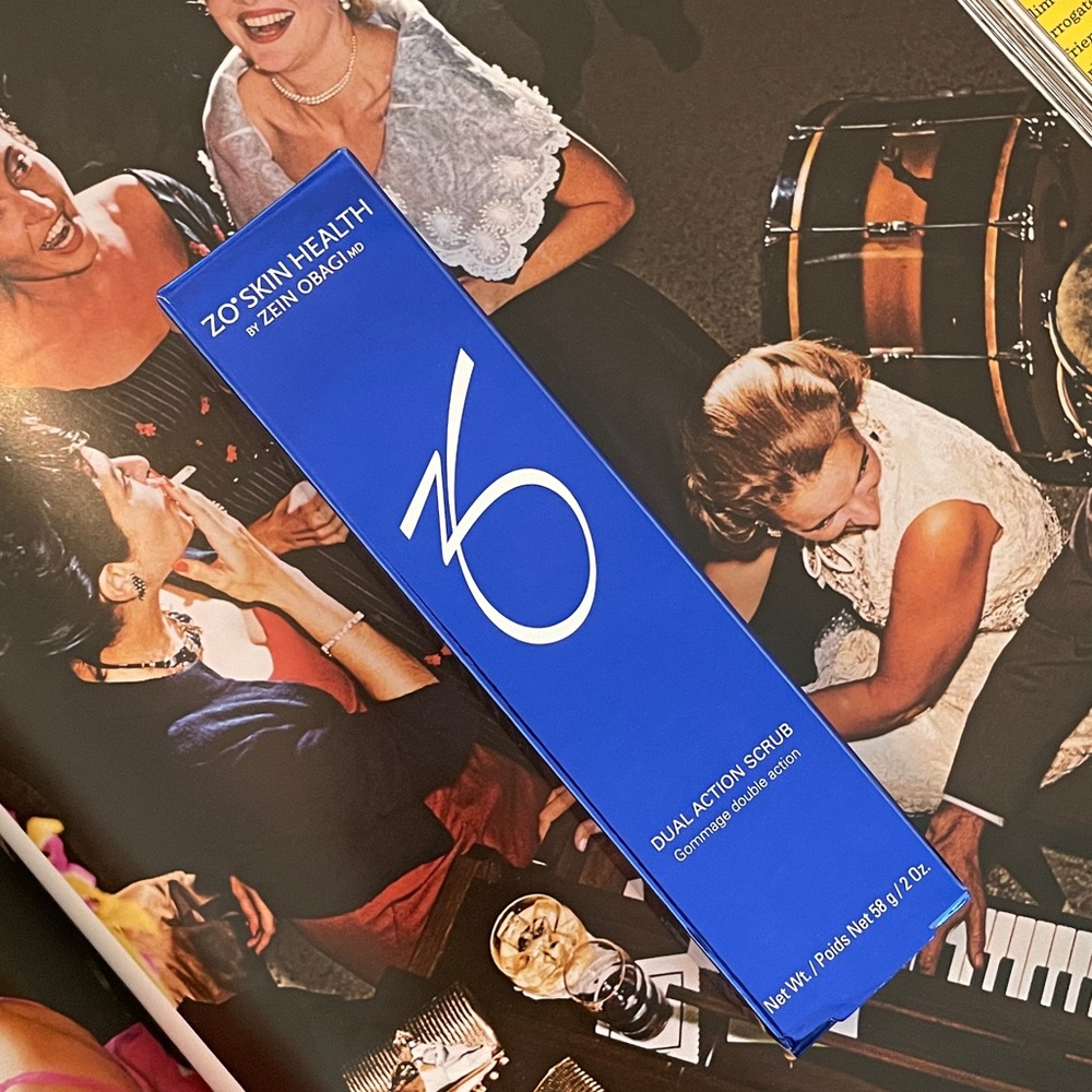 ZO SKIN HEALTH by ZEIN OBAGI Dual Action Scrub 2oz New in Box NIB